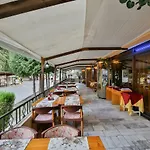 Kamchia Park Хотел 3*