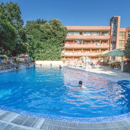 ホテル Kamchia Park